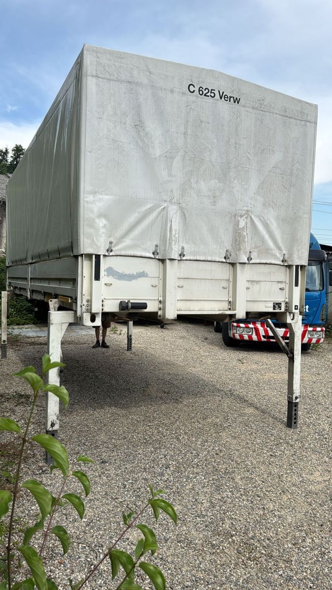 Conteneurs de construction: Wechselpritsche – D'occasion à Pfaffnau par Gerbertrans 8
