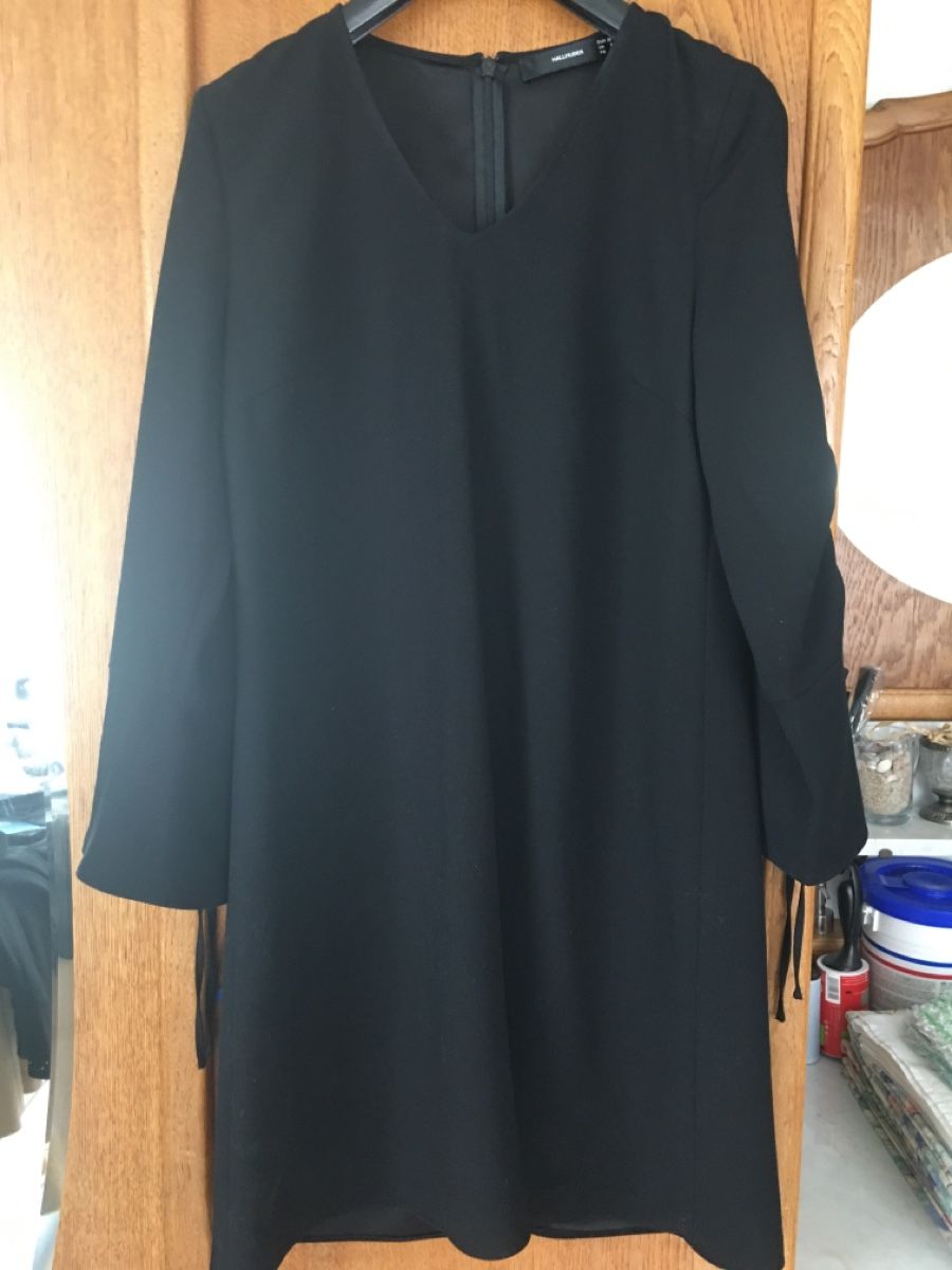 Vestiti: Vestito elegante  – Usato da Schwyz venduto da Francesca54