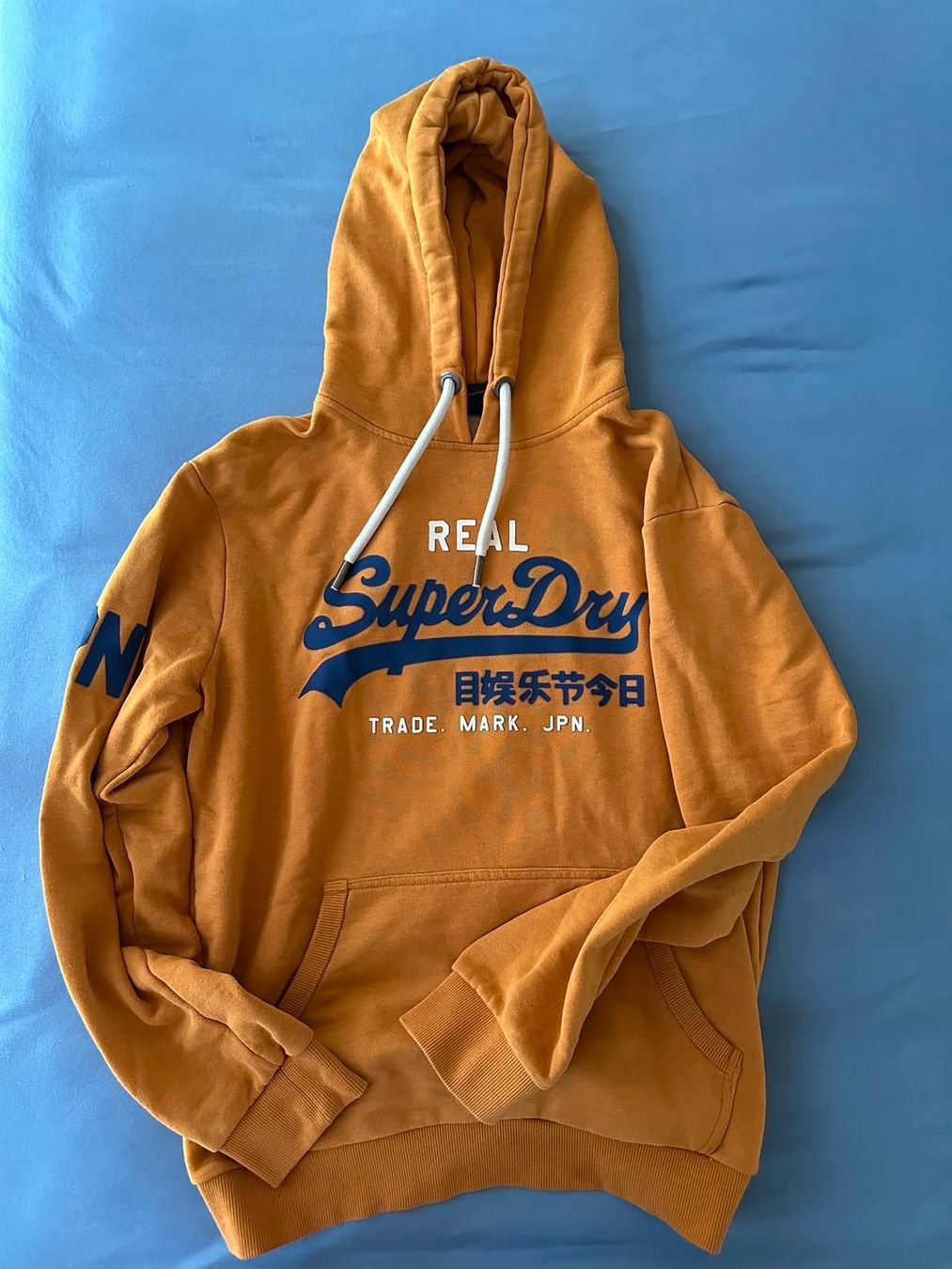 Superdry Pullover & Sweatshirts: Superdry Pullover Hoodie orange Grösse L – Gebraucht aus Rheinfelden von Thomasm264