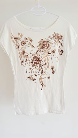 Damen T-Shirt creme mit Blumenprint und Pailletten Grösse M