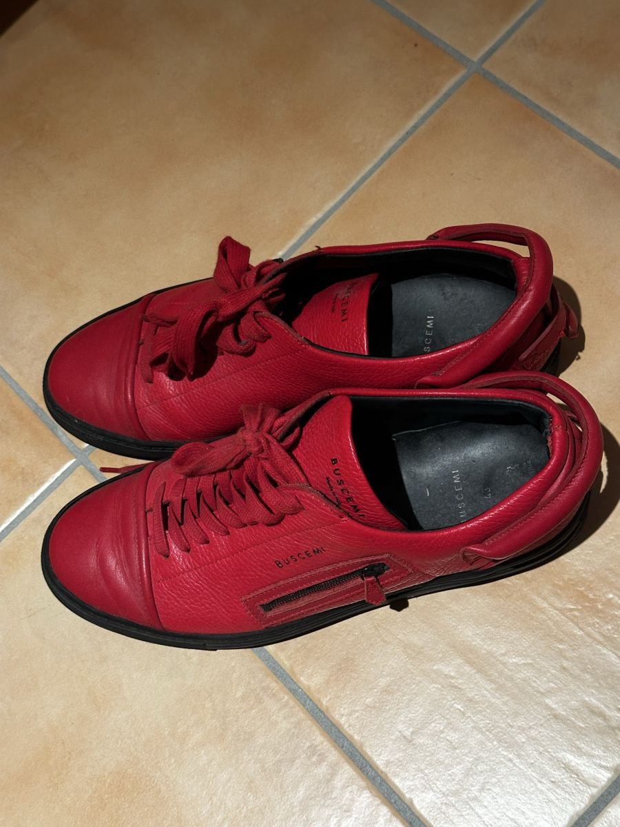 Scarpe da uomo: Buscemi Shoes Red  – Nuovo (secondo la descrizione) da St-Aubin-Sauges venduto da luk_c2fv 1