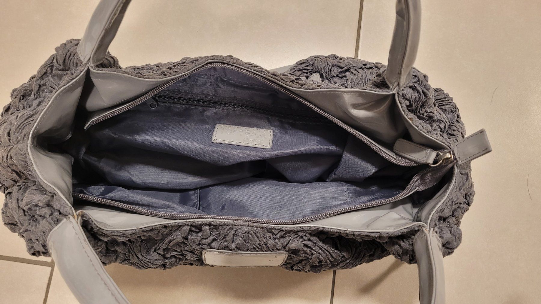 Borse da donna: Handtasche grau Topteam München – Usato da Schaan venduto da car_wrv2 3