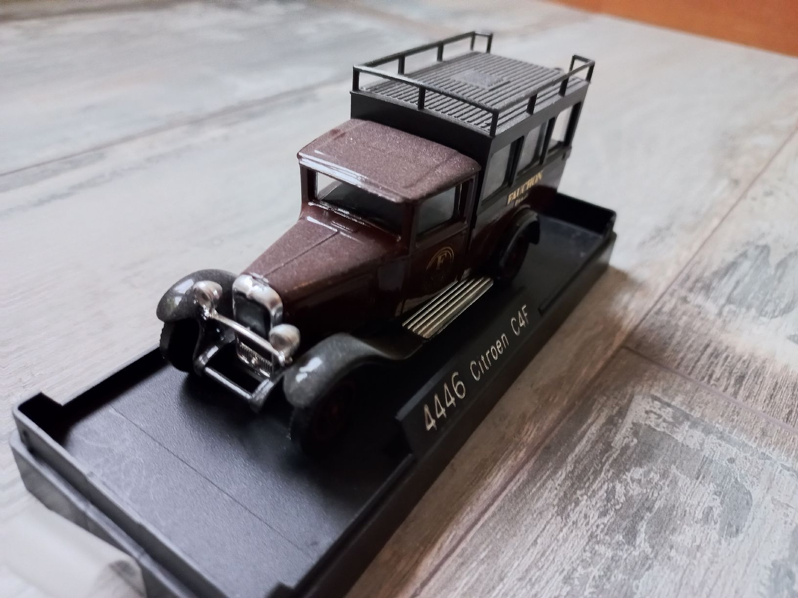 Solido Modellautos: Citroën C4F 1/43 Solido – Gebraucht aus Attalens von remy_s00 1
