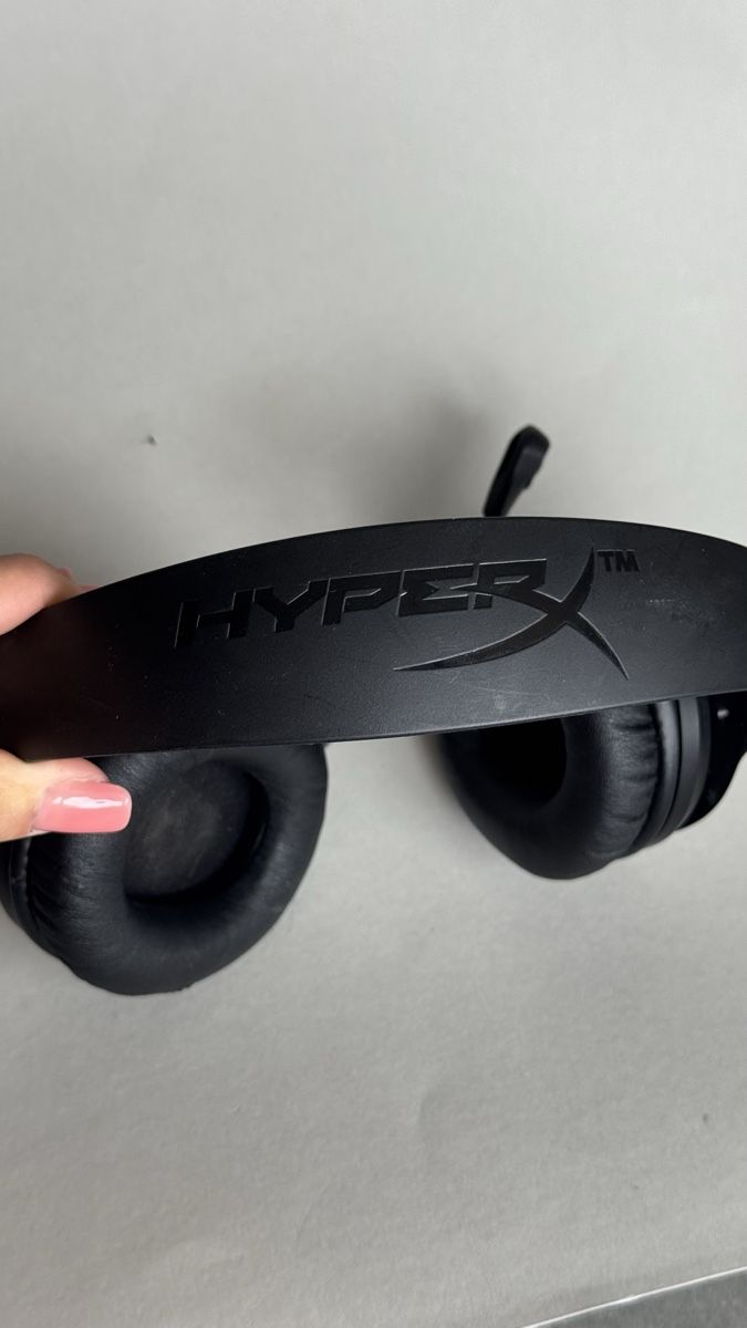 Hyperx Cuffie: HyperX Cloud Flight Wireless Gaming Headset (Ungetestet) – Usato da Rümlang venduto da vla_9g7d 4