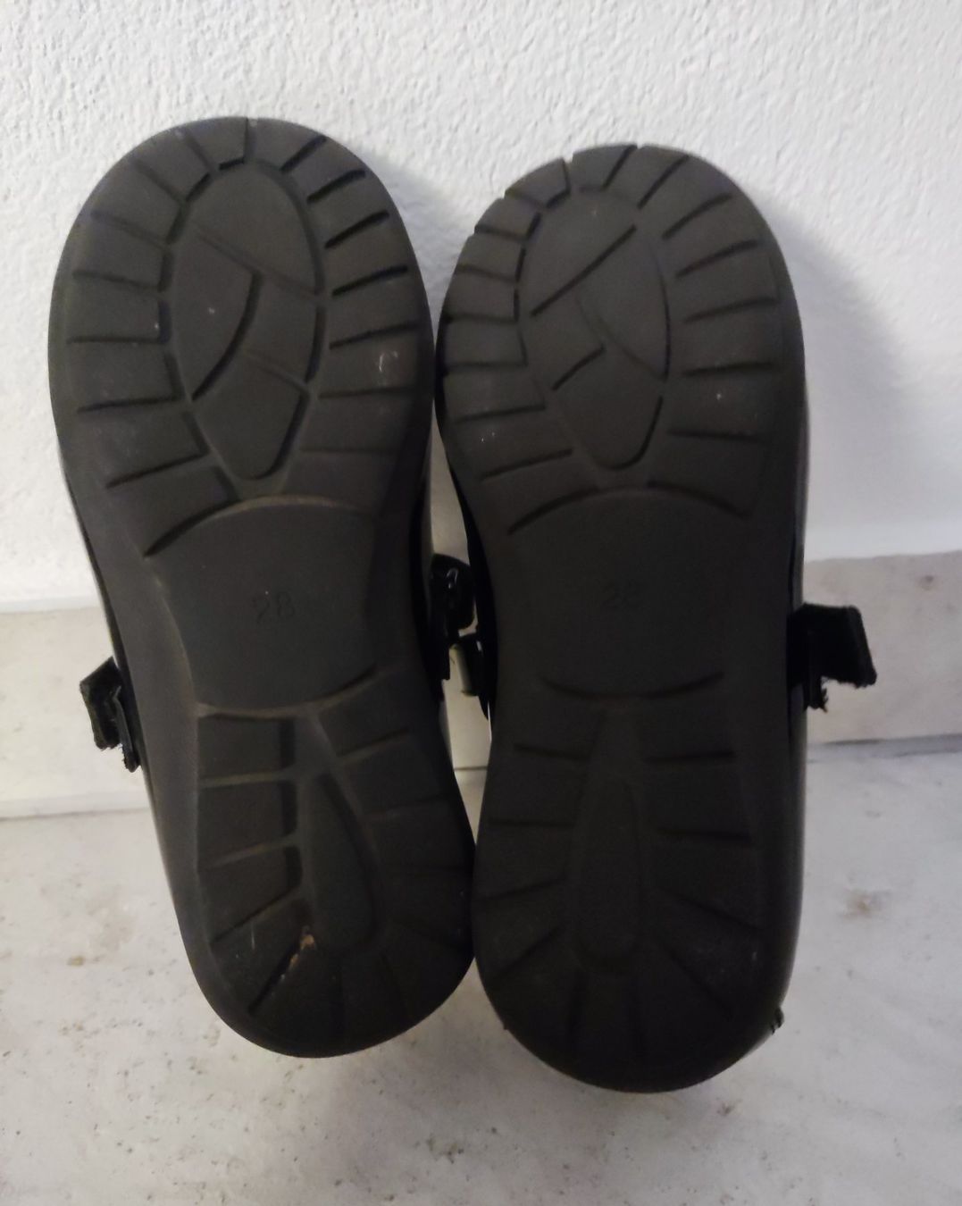 Scarpe per ragazze: Mädchen Schuhe Grösse 28 – Usato da Chur venduto da Rodanisa 6