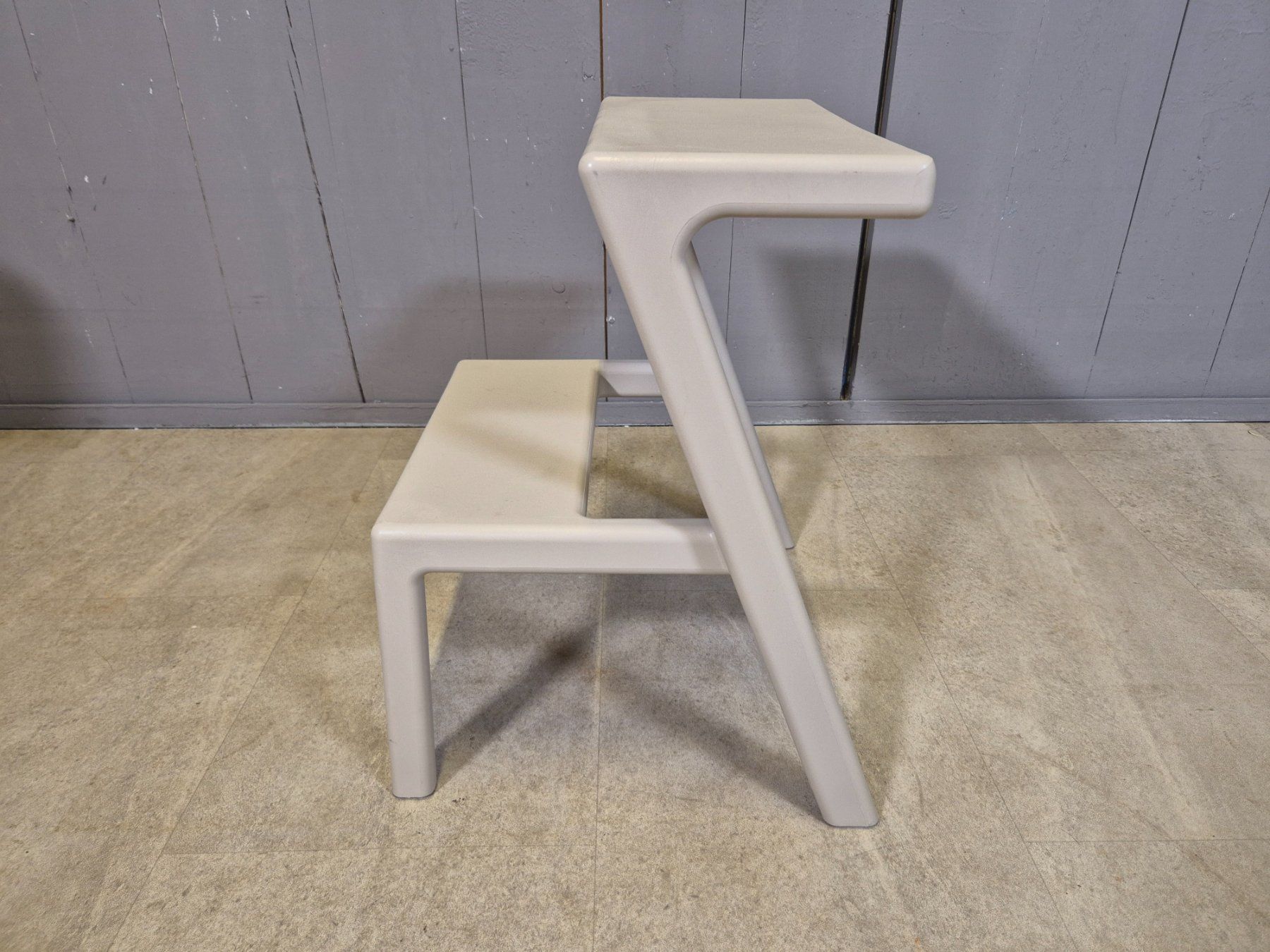 Tritthocker Design Chris Martin Masterby IKEA Made in Italy