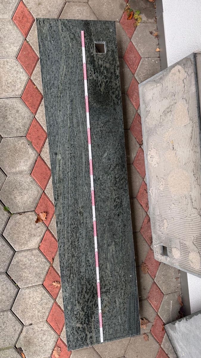 Steine & Dachziegeln: Granit – Gebraucht aus Winterthur von jes_l6g6 1
