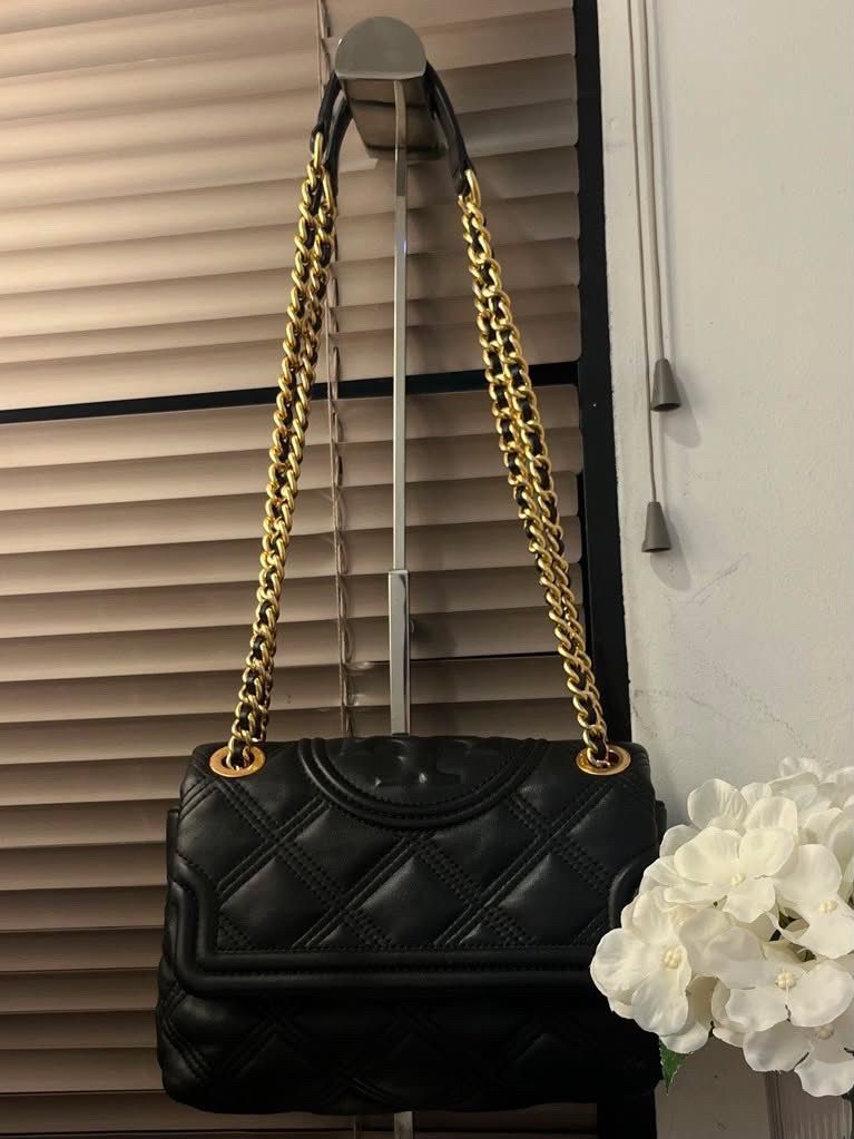 Tory Burch Taschen für Damen: Tory Burch Soft Fleming Convertible Bag Black – Gebraucht aus Balgach von PokeDuality