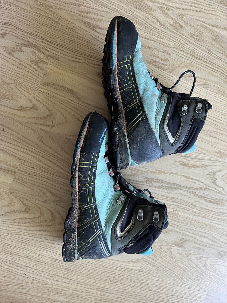 Mammut Scarpe da donna: Bergschuhe Wanderschuhe Mammut – Usato da Zürich venduto da julsetmoules 1