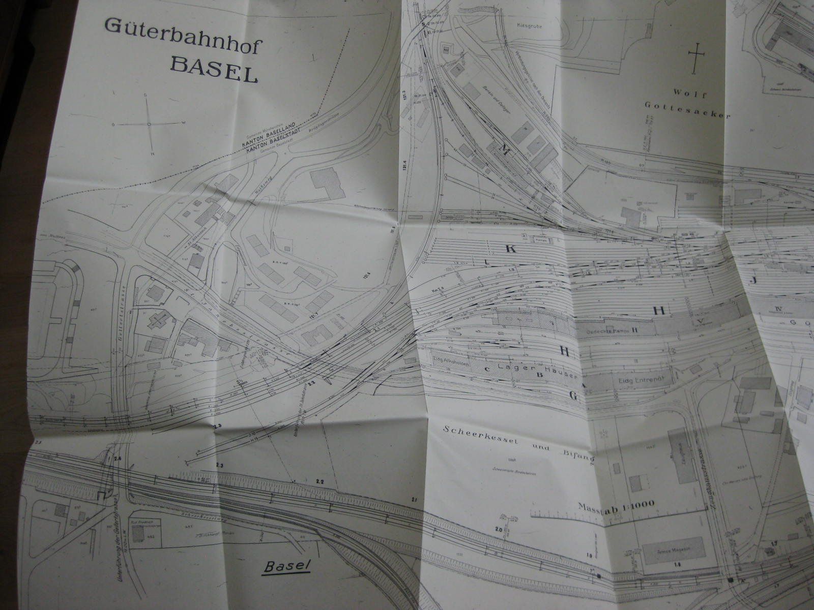 Libri: grossformatiger Gleisplan Güterbahnhof Basel, Ausgabe 1952, – Usato da Malters venduto da Marosko