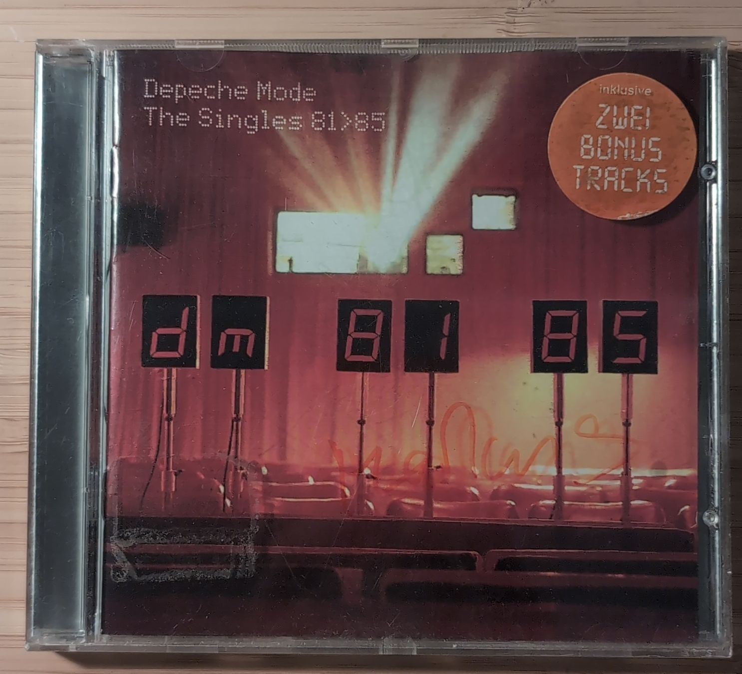 CDs: Depeche Mode - The Singles 81>85 CD – Gebraucht aus Zürich von SalernoElia