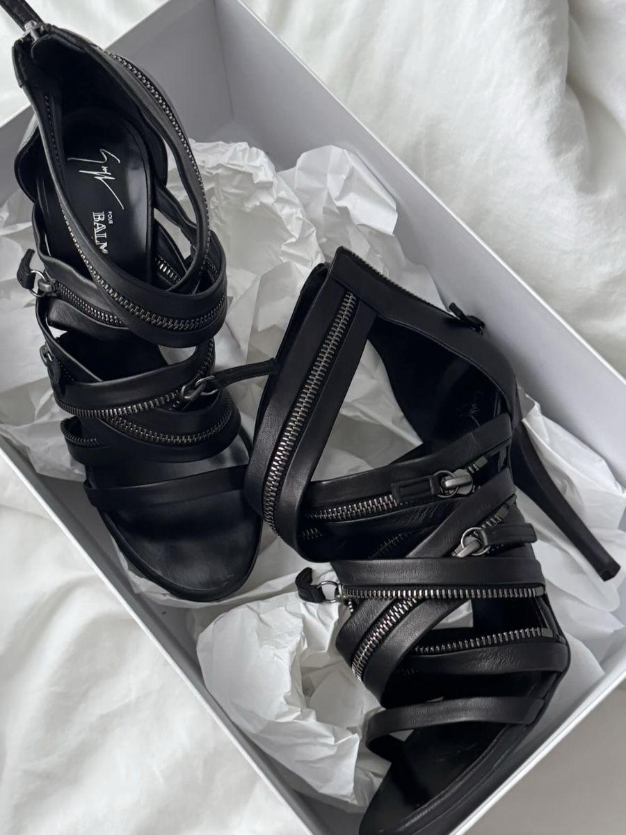 Damenschuhe: Guiseppe Zanotti for BALMAIN heels – Gebraucht aus Stetten AG von senijadb