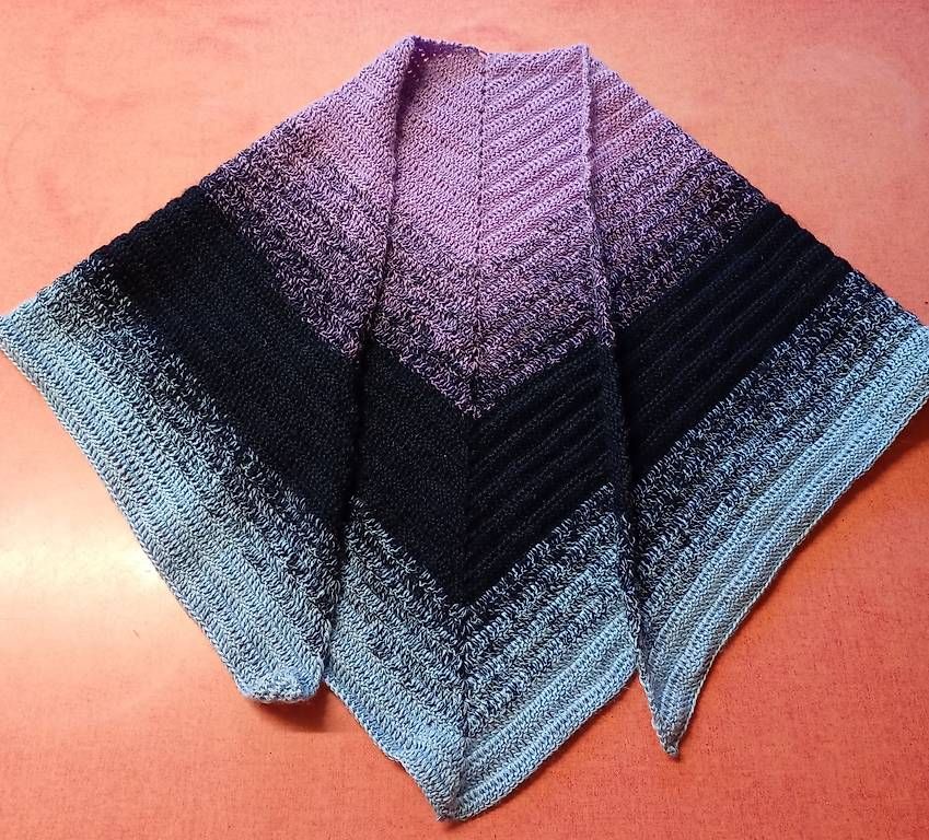 Foulard & Sciarpe: Dreiecktuch – Nuovo (secondo la descrizione) da melchtal venduto da strickerin