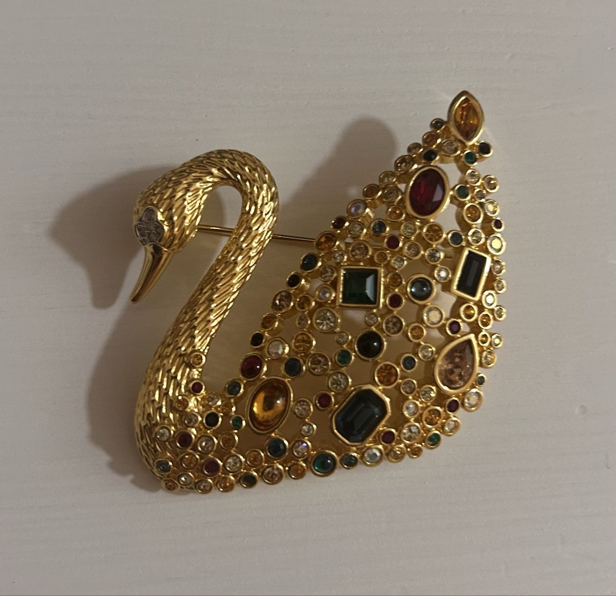 Swarovski Spille & Fermagli: Swarovski cigno spilla vintage – Nuovo (secondo la descrizione) da Bellinzona venduto da rom_y8gh