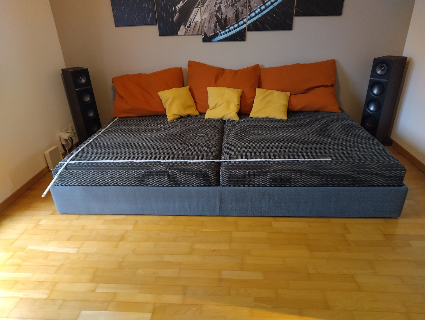 Divani: Sofa, Bettsofa Unikat und Massanfertigung – Usato da Männedorf venduto da Mokupuni