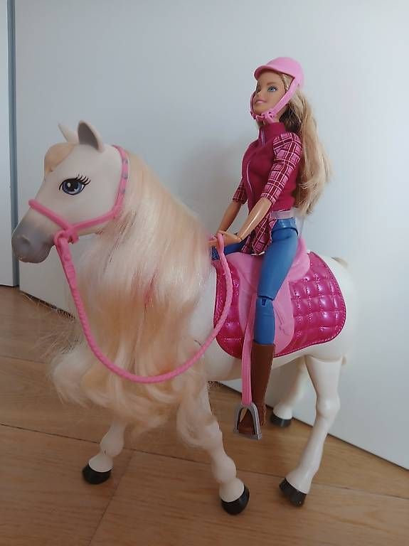 Bambole: Barbie dancing horse  – Usato da Lugano venduto da plo_7rxx