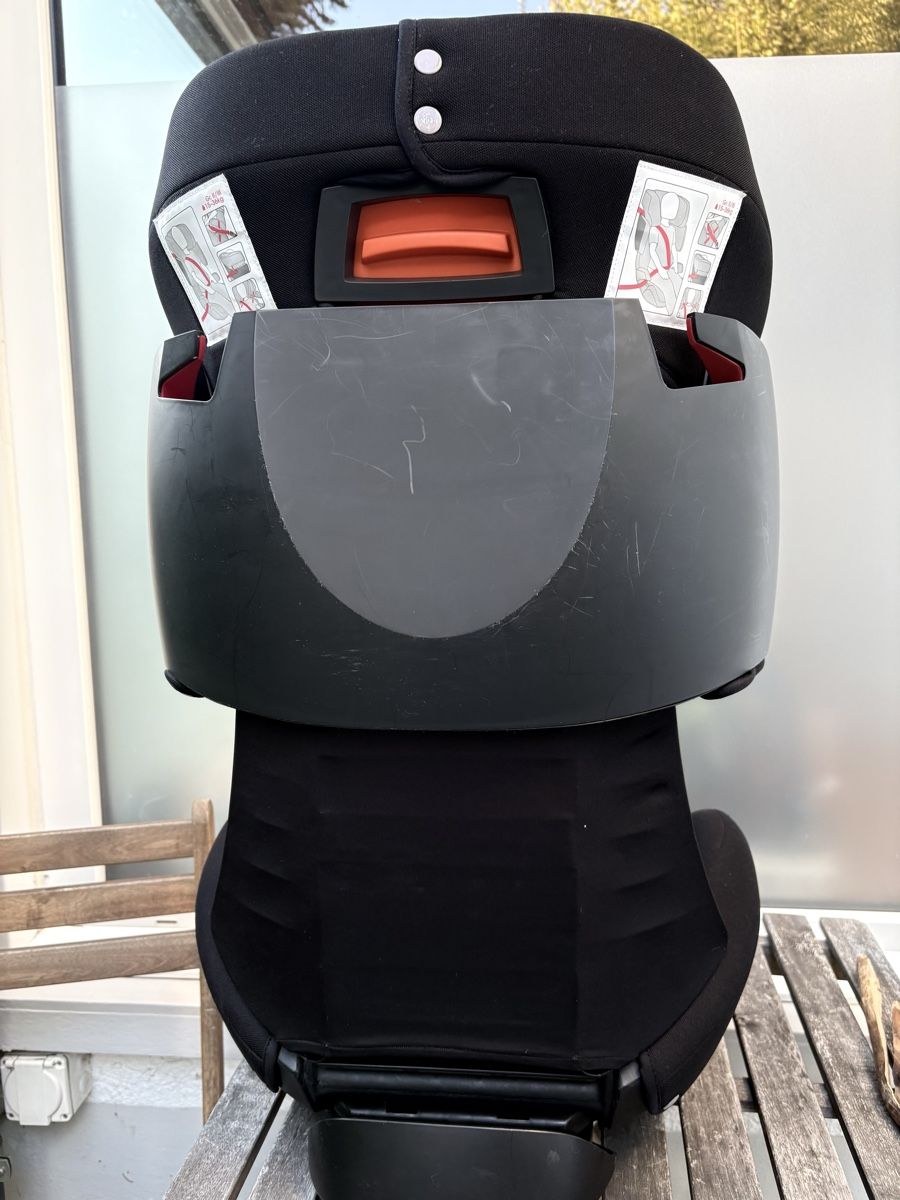 Seggiolini per auto: Cybex Autokindersitz 9-36kg – Usato da pratteln venduto da mina008 1