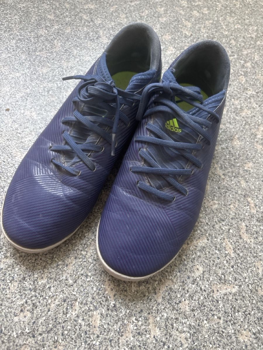 Adidas Herrenschuhe: Fussball hallenschuhe gr US 6 – Gebraucht aus Zürich von Astroglia 1