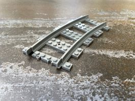 Set mit 10 Kurven für Klemmbaustein-Eisenbahn / Zug