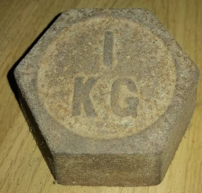 Bilance e pesi: alte Gewichtssteine zu Waage – Usato da Wolfhausen venduto da kurt0110