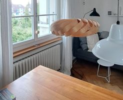 Pendelleuchte aus Birkenfurnier