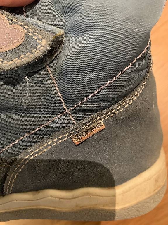 Chaussures filles: Primigi Winterstiefel Grösse 33 – D'occasion à Oberlunkhofen par Eichhoernli14 2