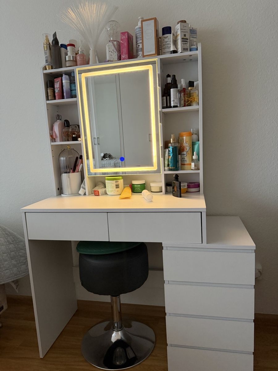 Schminktische: Schminktisch – Gebraucht aus Basel von mer_w72m