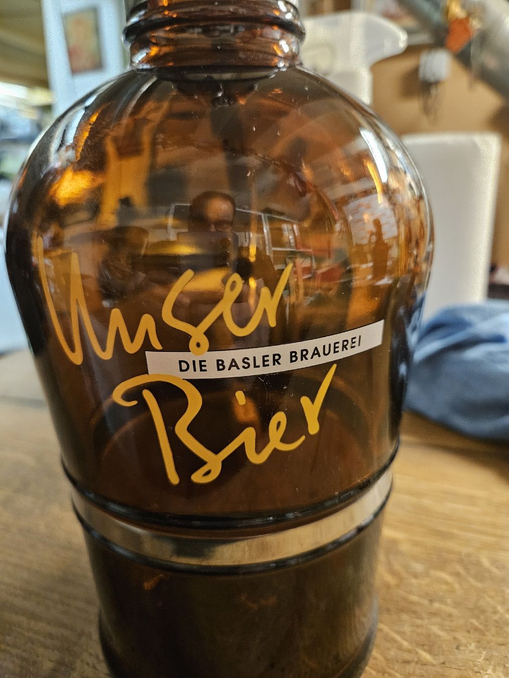 Bicchieri, Caraffe & Bottiglie: Bierflasche "Unser Bier" aus Basel mit Bügel (D) – Usato da Rorschach venduto da TimelessTrading 1