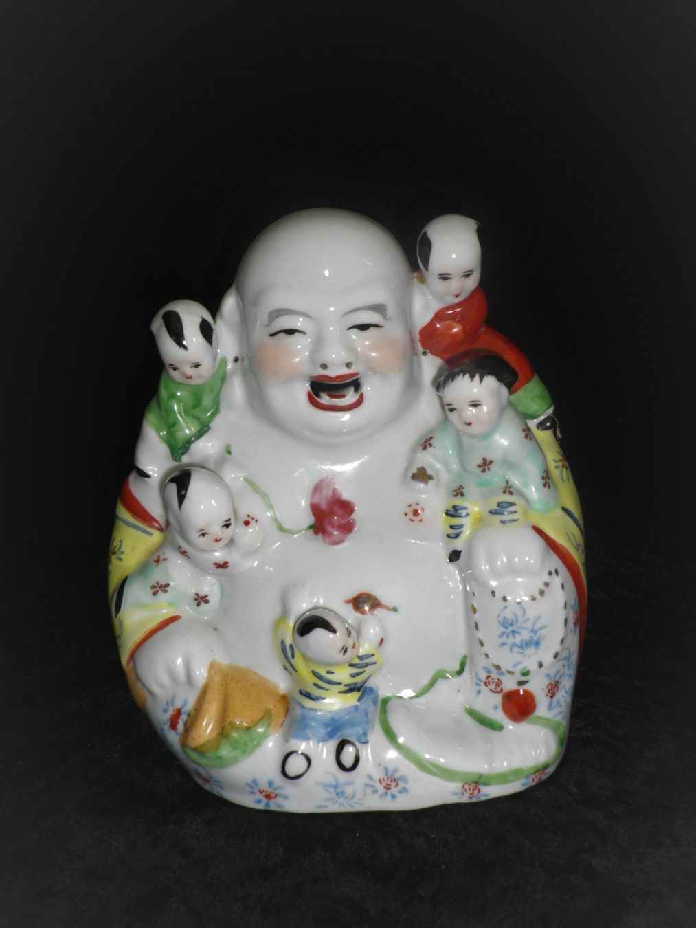 Statuette: Grosser Buddha  mit Kindern – Usato da Reinach BL venduto da Annodomini