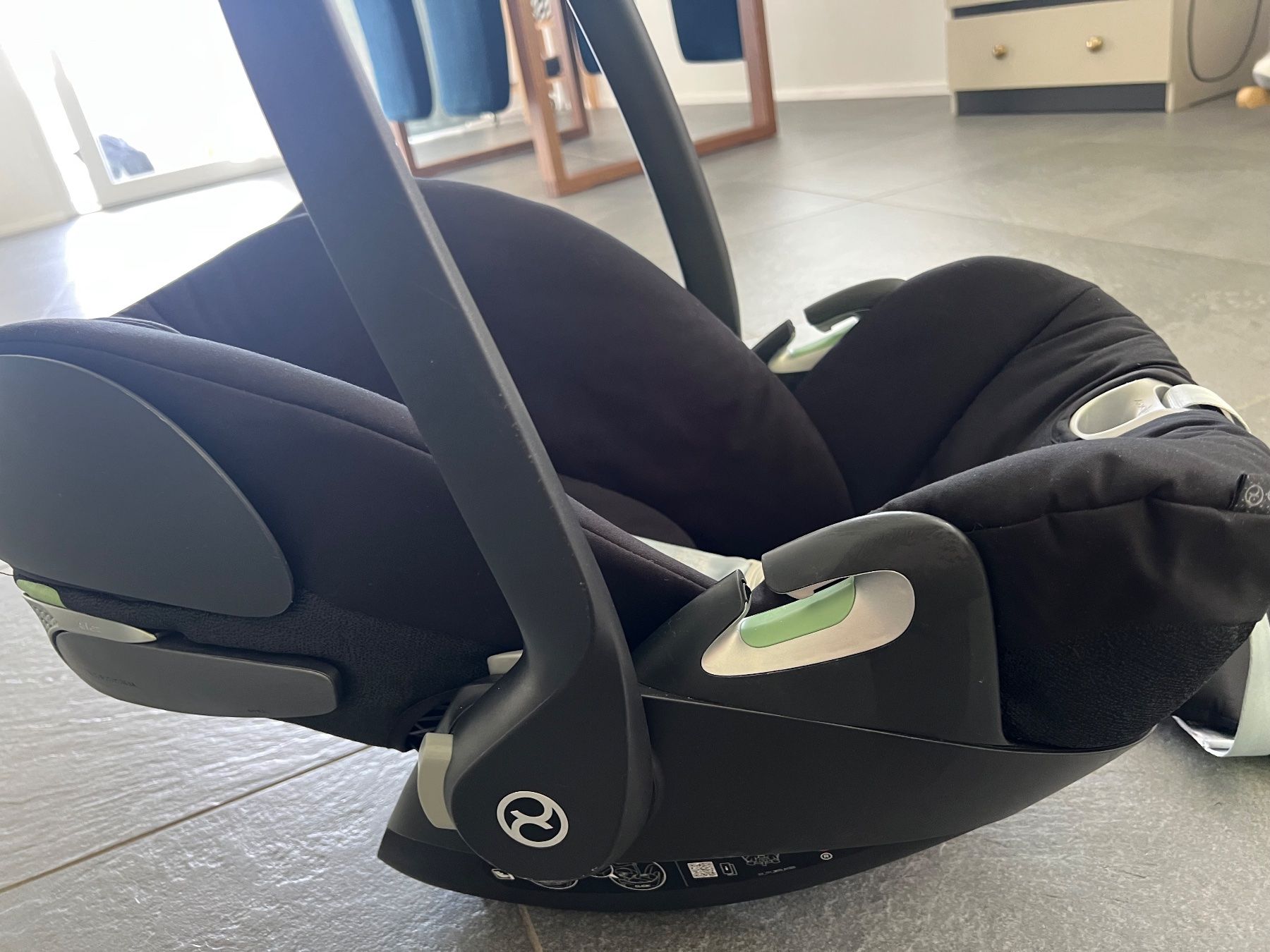 Cybex Auto-Kindersitze: Cloud T i-Size Babyschale – Gebraucht aus Zürich von iza_h59d 9