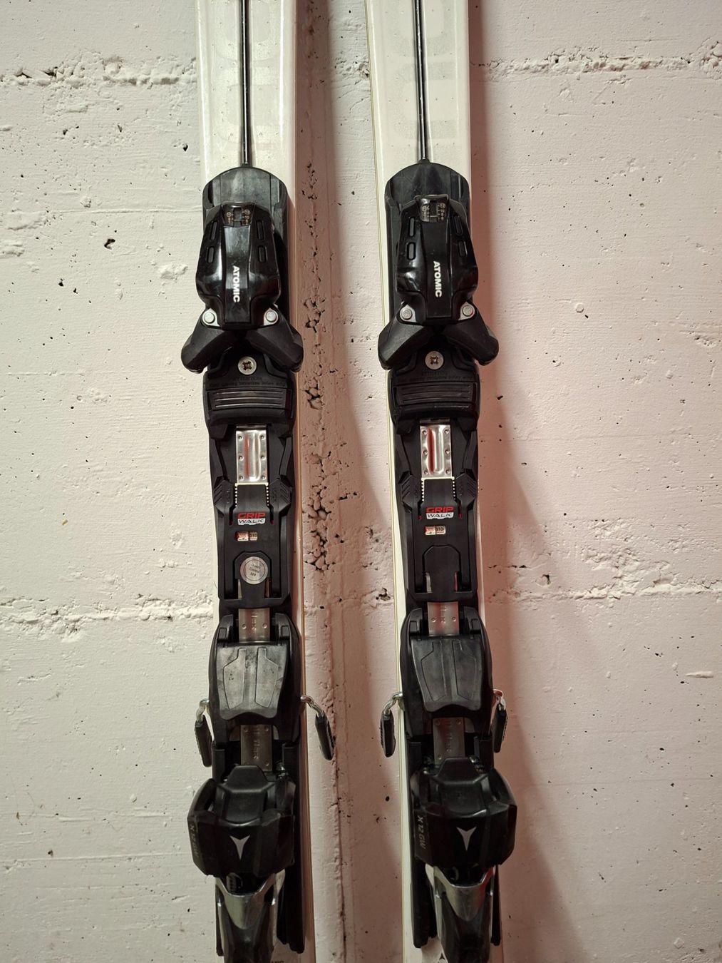 Atomic Skis: Ski Atomic C 14 Select Carving Ski, 154cm – Gebraucht aus Schötz von mag_pw7w 1