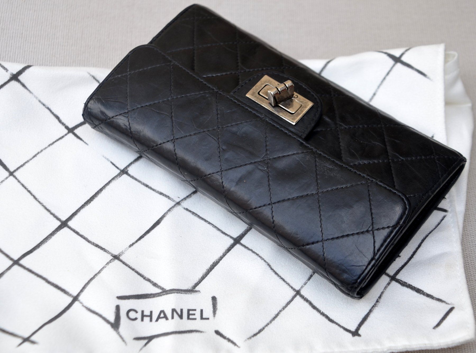 Chanel Portamonete: Portefeuille Chanel Wallet – Usato da Collonges venduto da Auganien 4