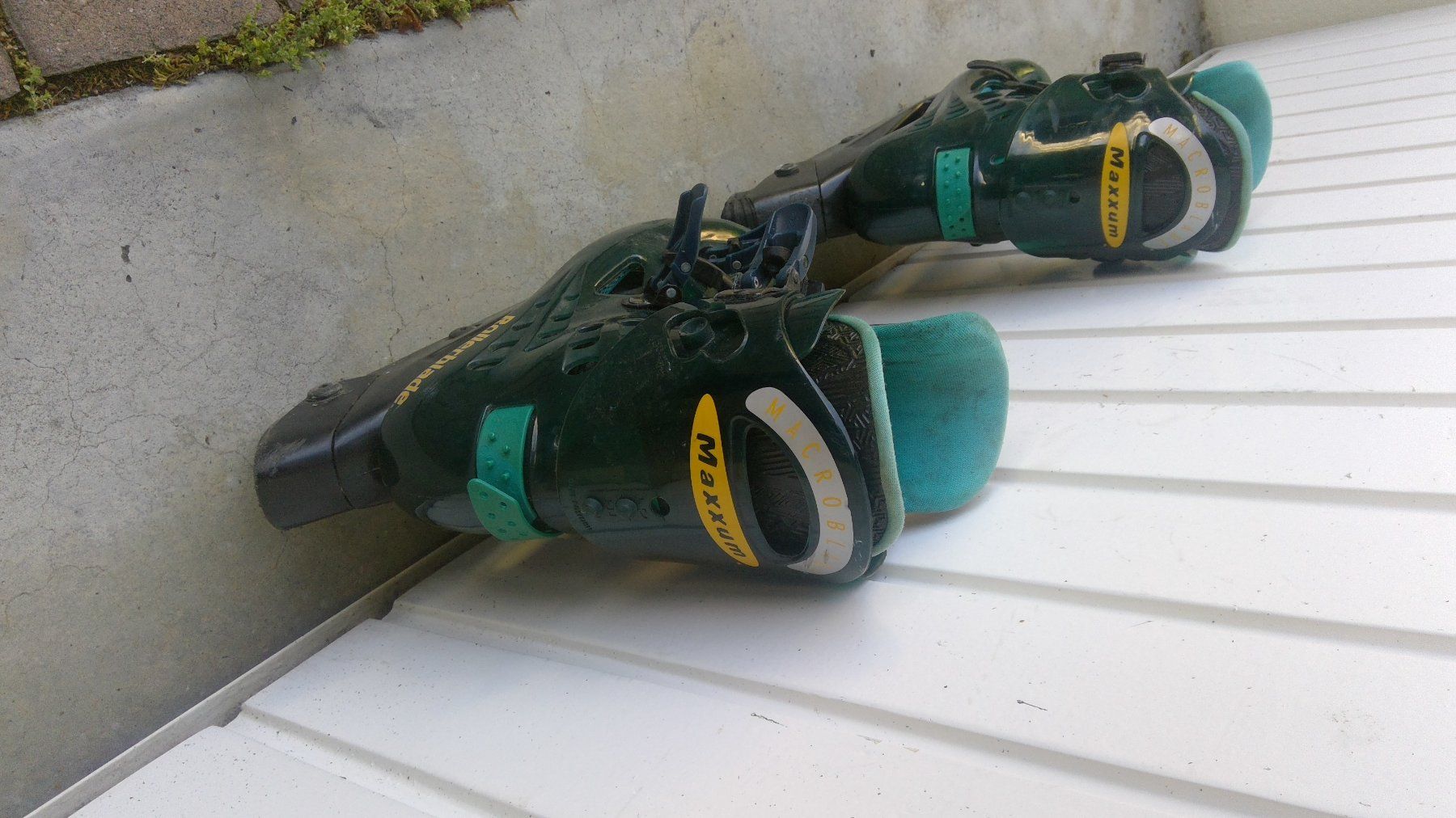Pattini in linea & Pattini a rotelle: Rollerblades MAXXUM - Size 27.0 / EU 43 - gebraucht – Usato da Richterswil venduto da Baggenstoss 2