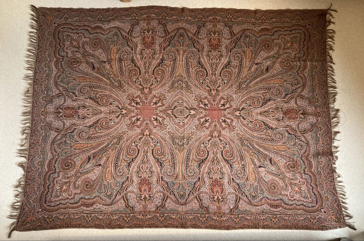 Decken: Wunderschöne antike Paisley Decke – Gebraucht aus Frauenfeld von jep_n62d 3