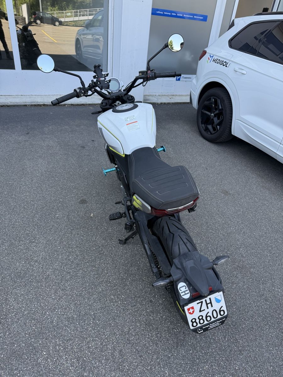 Cf Moto Strasse: 21 kw CF Moto 300 clx, 2+ jahre garantie – Gebraucht aus Berg am Irchel von Xxkodyraxx 1