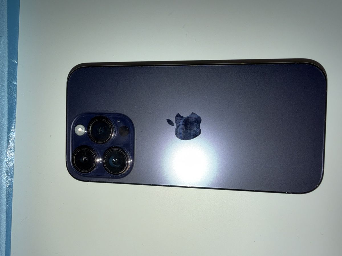 Apple Telefoni cellulari / Smartphones: Iphone 14 Pro – Usato da Wangs venduto da emali 2
