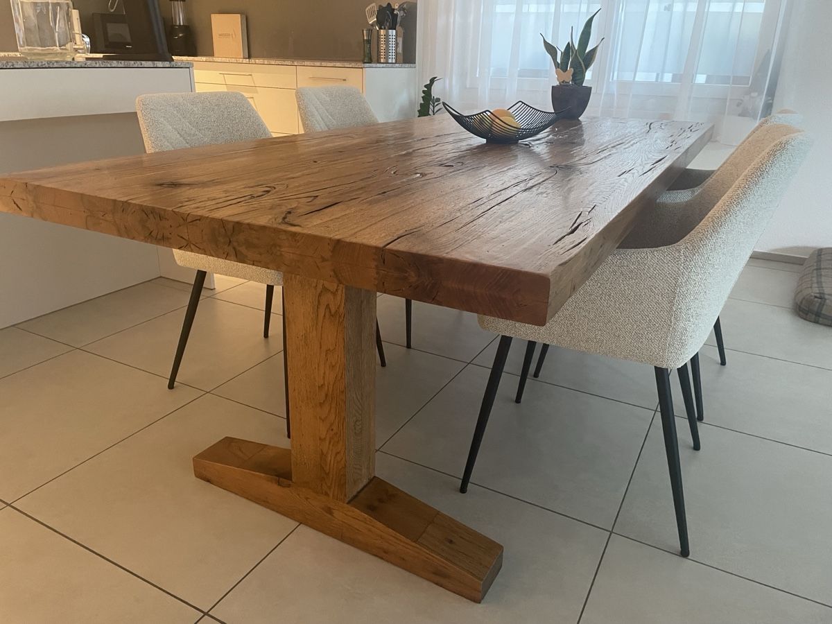 Tavoli: Esstisch aus massiver Sumpfeiche - 220x100cm – Usato da Marthalen venduto da H1tsch
