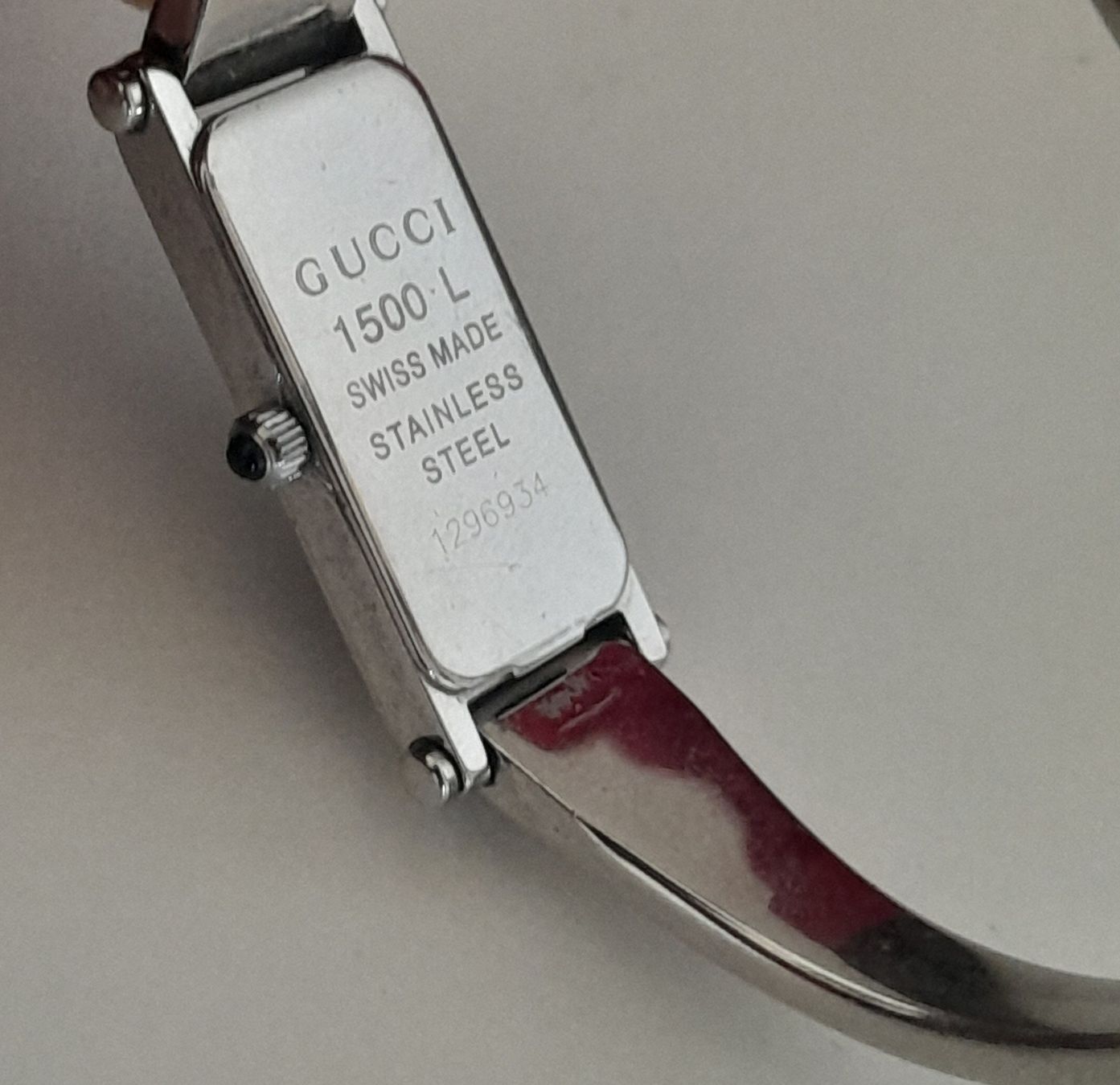 Gucci Orologi: Montre Vintage Gucci  – Usato da Lausanne venduto da Glam-Luxe 3