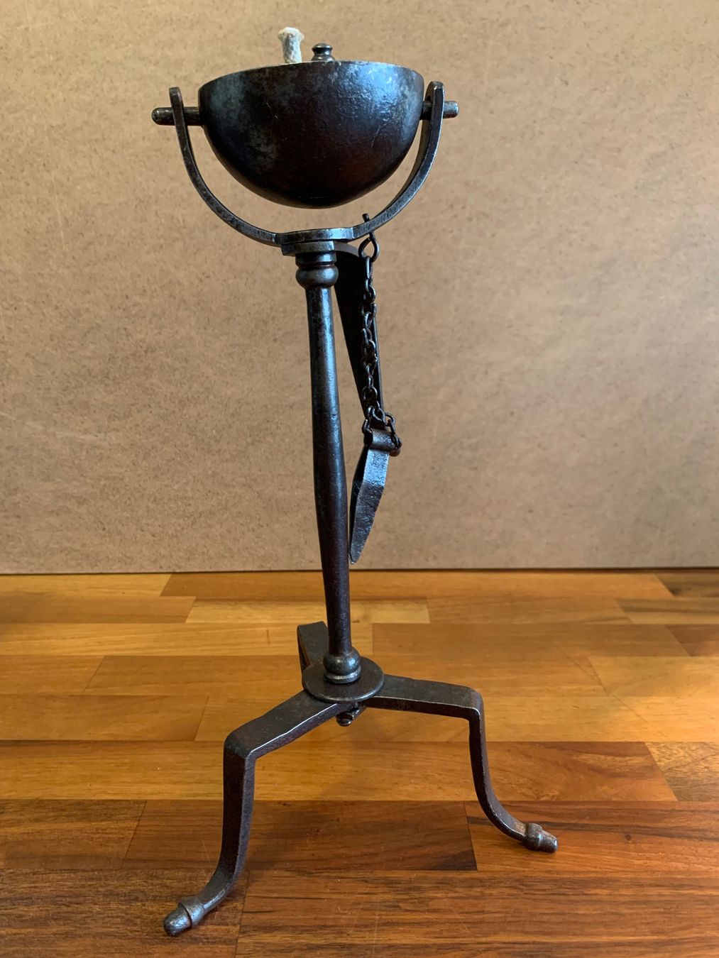 Lampade: Öllampe aus Schmiedeeisen – Usato da Winterthur venduto da sommer_2019