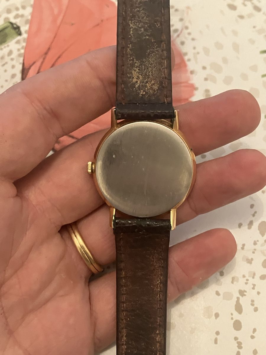 Omega Montres: Omega  – D'occasion à Fribourg par Snoopy-Mousi 1