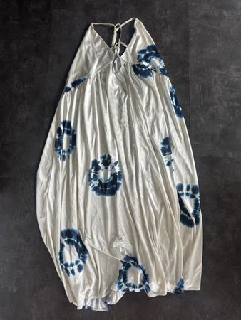 Elegant summer maxi dress with tie-dye print, size S