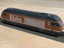 Märklin BLS Re 465 braun - Custom painted - weisse Schrift