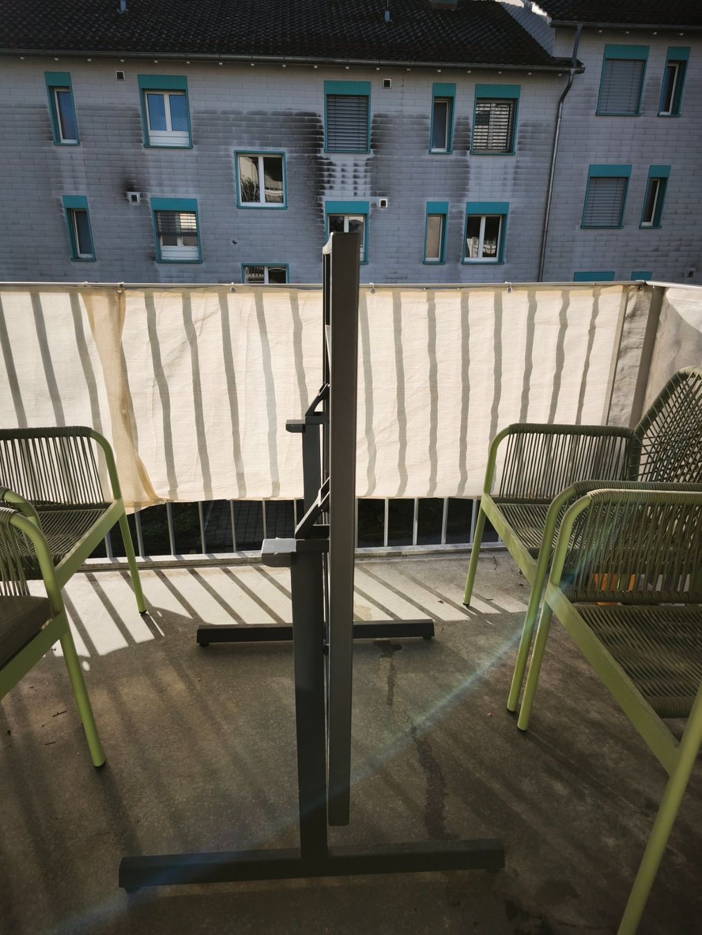 Livique Tische: Gartentisch/Balkontisch – Gebraucht aus Bülach von verasara 2