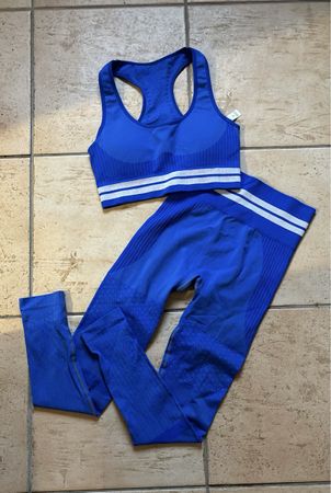 Ensemble de sport