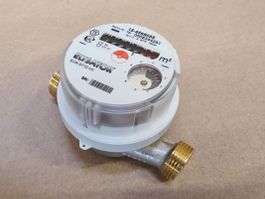 Aufputz Wasserzähler 3/4" mit Verschraubung 3/4"-1/2"