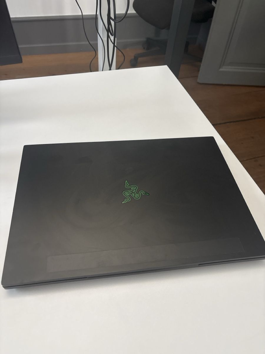 Razer Notebooks: Razer Blade 18 – Gebraucht aus Basel von lau_vr2d