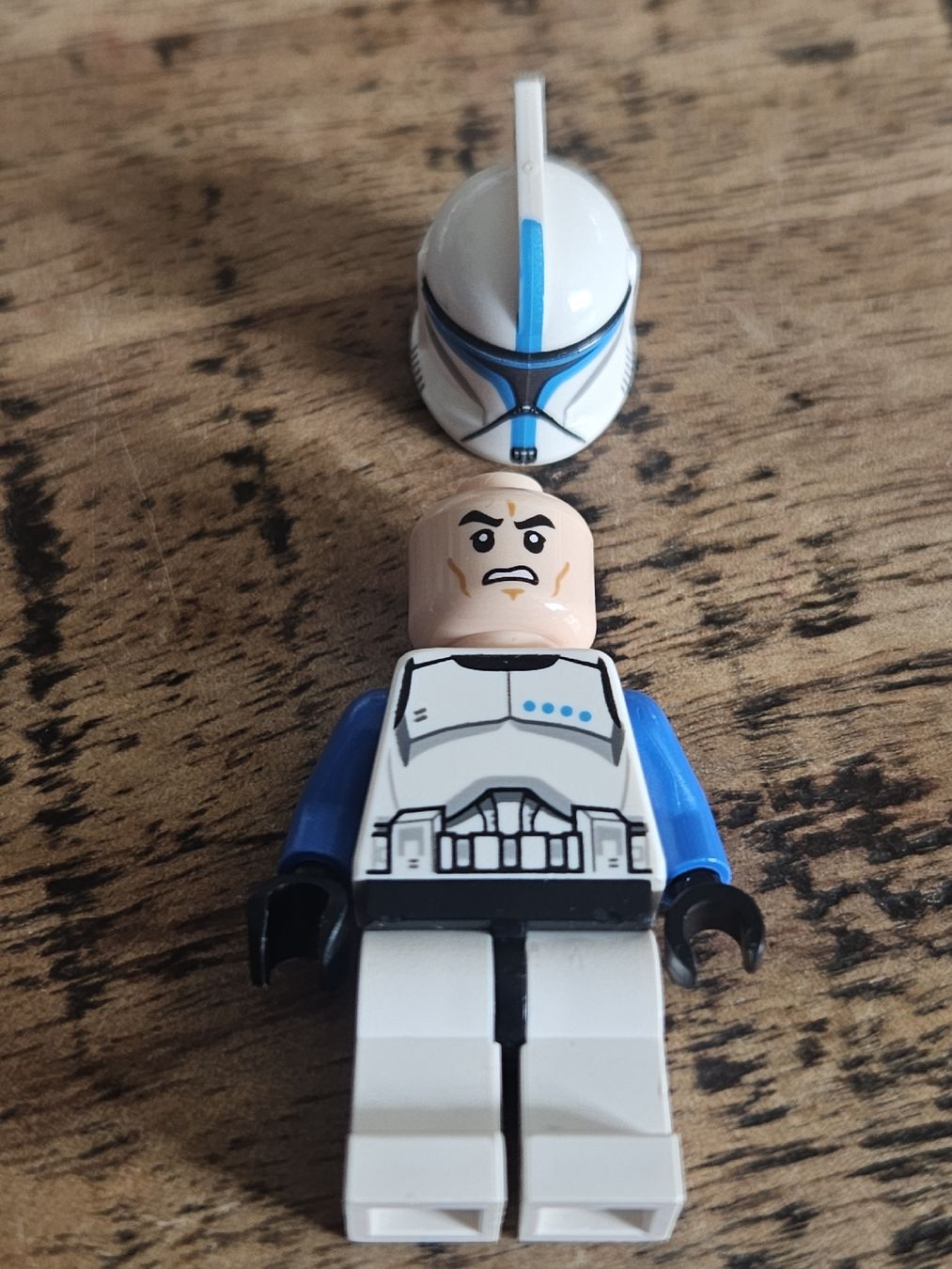 Lego Kit di costruzioni: lego figurine star wars sw0502 Clone Trooper Lieutenant  – Usato da Confignon venduto da Ecrofigs 1