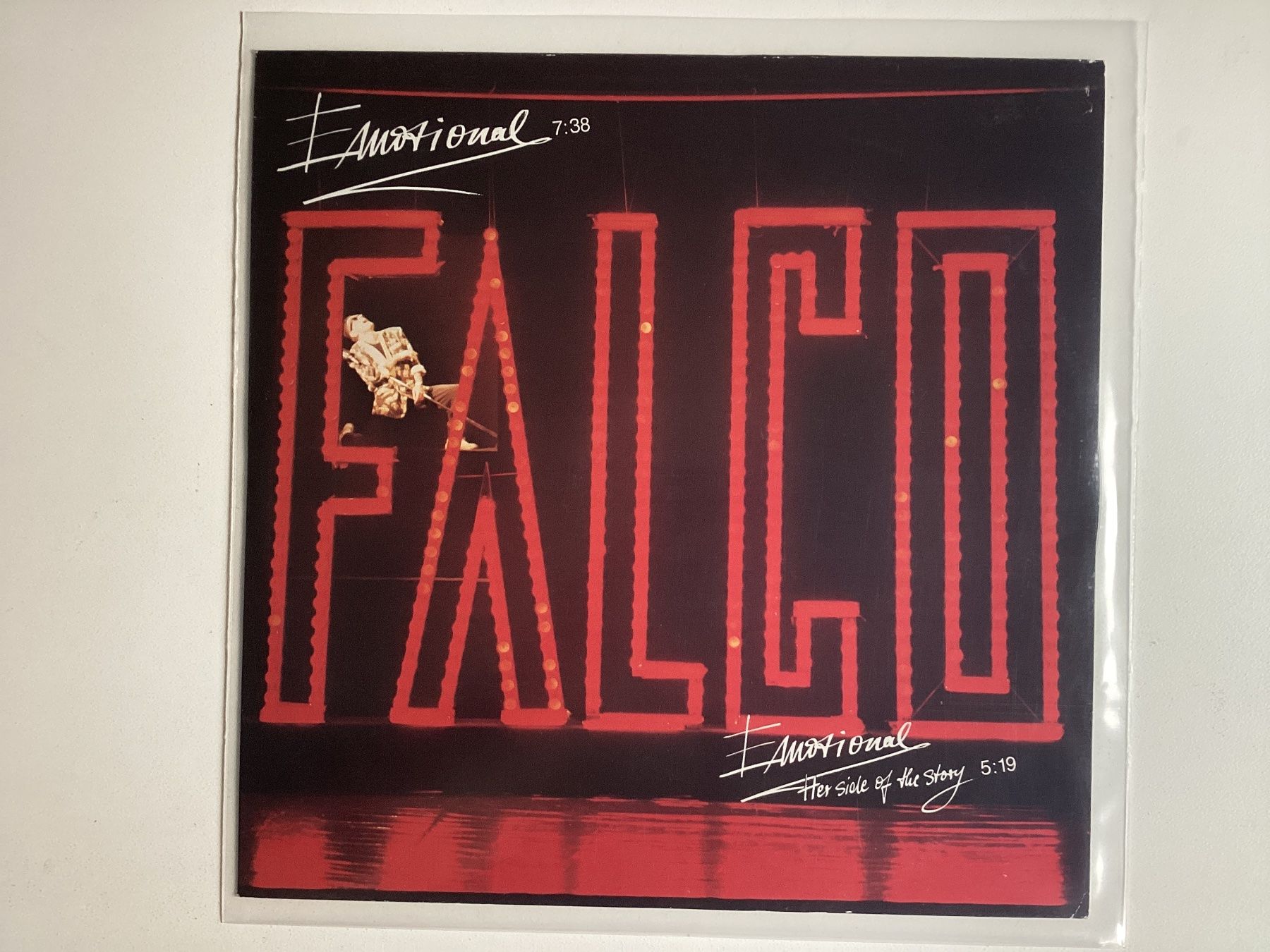 Dischi in vinile: Falco Maxi-Single - Emotional – Usato da Gutenswil venduto da Hamzian