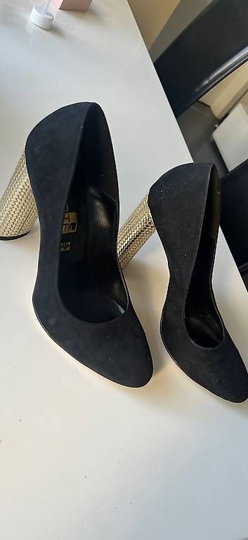 Scarpe da donna: High heeks gold Absatz breit – Usato da Rombach venduto da kar_5kkt