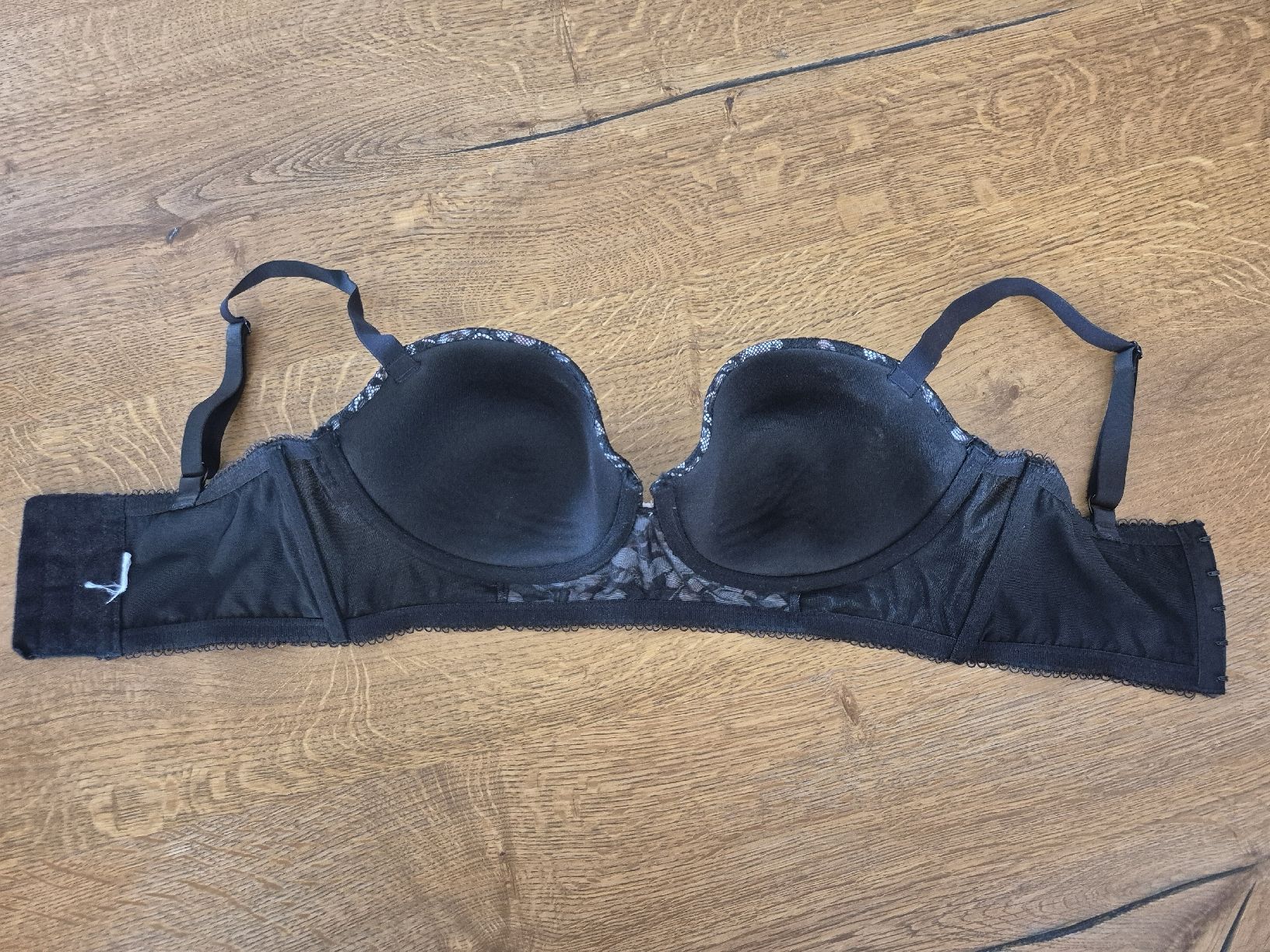 Altra biancheria intima: Schöner Blumen BH, schwarz 80D – Usato da Oberbuchsiten venduto da Wilandra 2